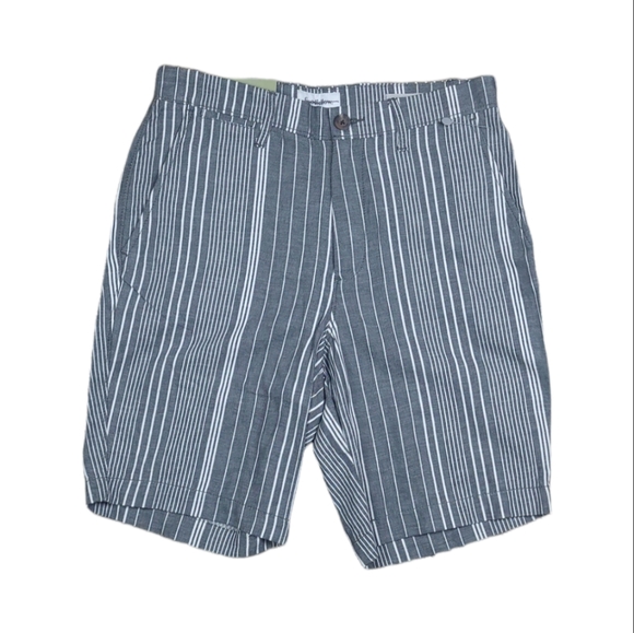Goodfellow & Co Other - NWT MENS GOODFELLOW BRAND LINDEN GRAY/ WHITE FLAT FRONT SHORTS Sz 28. 9" INSEAM 